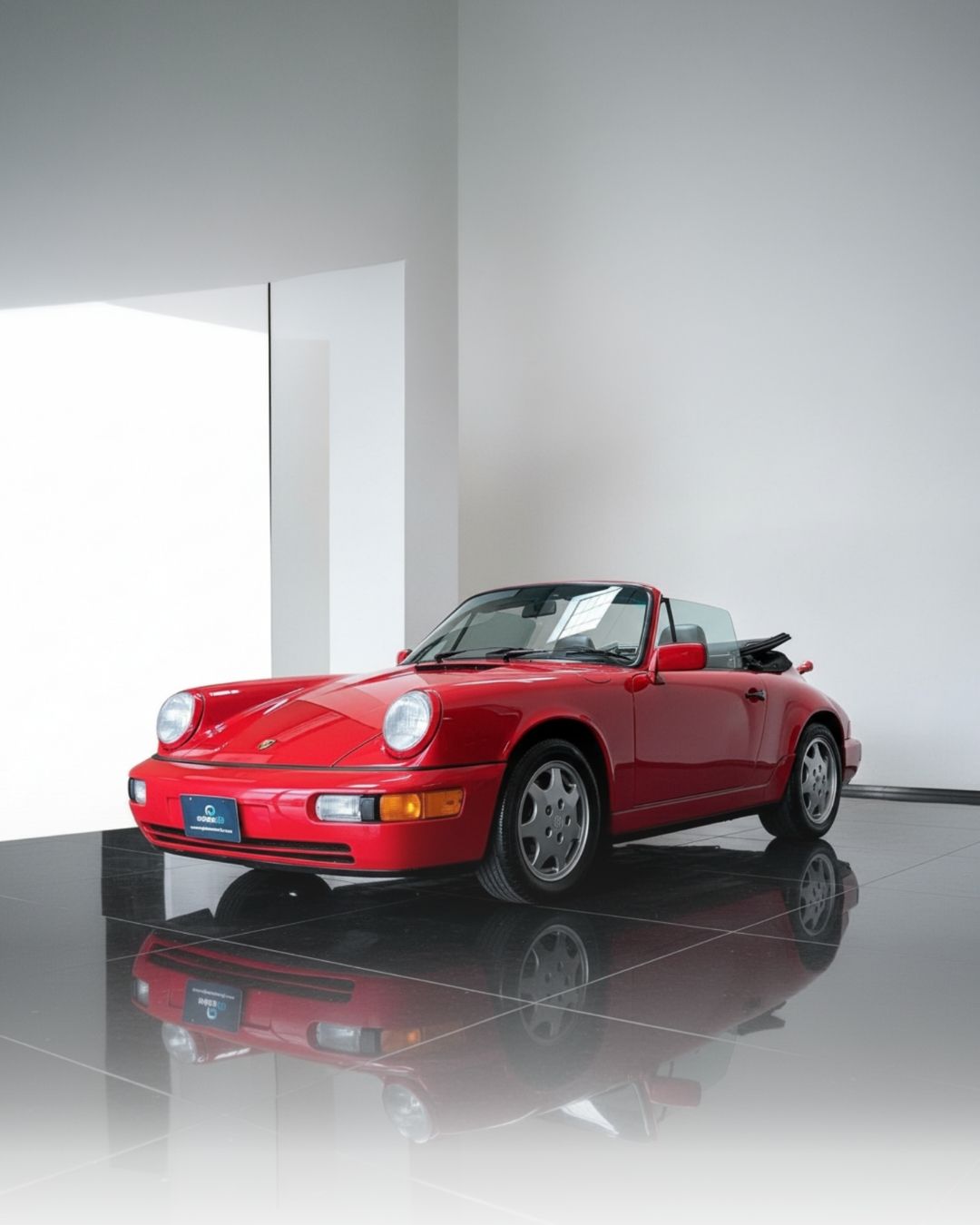 911